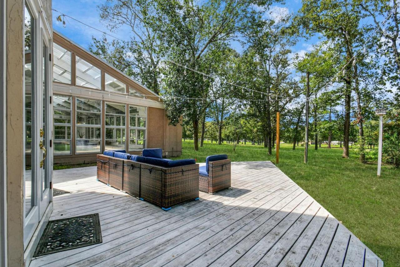 Luxusvillen De Conroe With Heated Pool Sauna Bbq Exterior photo